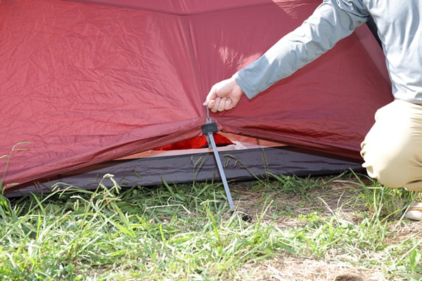 テントの設営や撤収がめんどくさい…そんな悩みを一発で解決するエアテントが優秀すぎる!