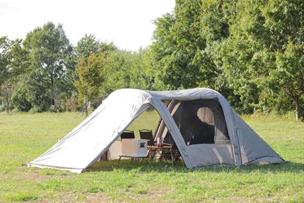 設営が驚くほど簡単！編集部おすすめのエアテント＆ワンタッチテント4選が優秀すぎる！