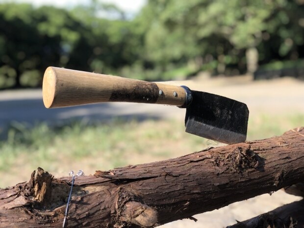 「意外と知らない」薪割りは鉈が超便利!初心者でも扱いやすいおすすめ5選