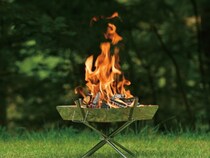 ファミリーキャンプに最適な機能性が高い万能な焚き火台を厳選紹介！