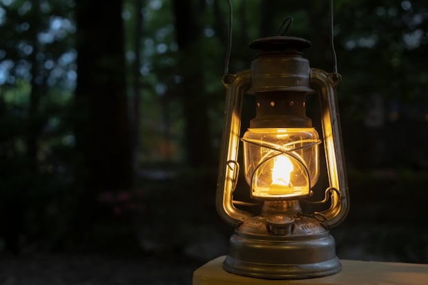 女子ソロキャンプの「夜のトイレ問題」を解決!簡単にできるトイレ対策3選を紹介!