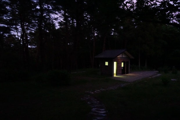 女子ソロキャンプの「夜のトイレ問題」を解決!簡単にできるトイレ対策3選を紹介!