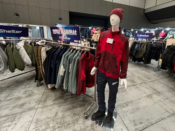 【親子で冬キャンプ】ワークマン「XShelter断熱β」のキッズサイズが優秀すぎる!