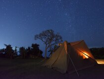 女子ソロキャンプの「夜のトイレ問題」を解決！簡単にできるトイレ対策3選を紹介！
