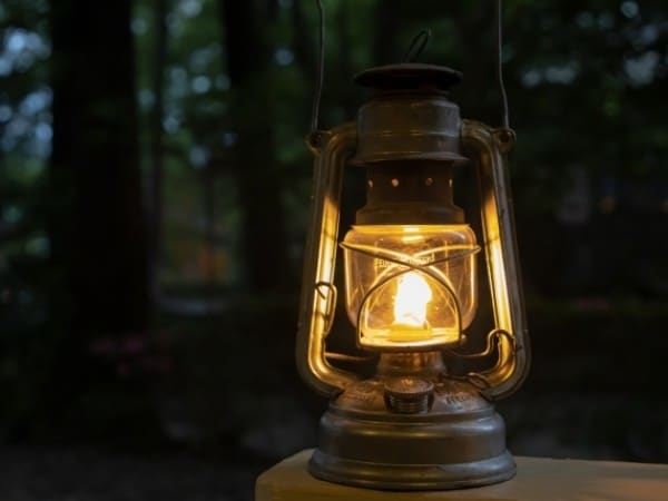 “雨キャンプ”上級者は絶対やってる！簡単にできる濡れない対策が神すぎた…！