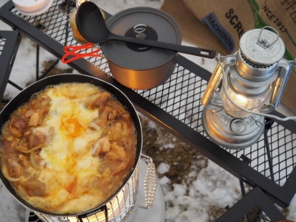 “雨キャンプ”上級者は絶対やってる！簡単にできる濡れない対策が神すぎた…！