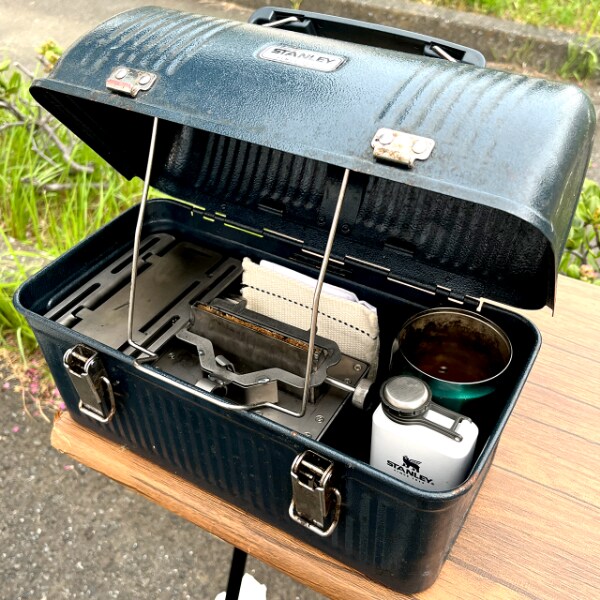 女子ソロキャンプの「夜のトイレ問題」を解決！簡単にできるトイレ対策3選を紹介！