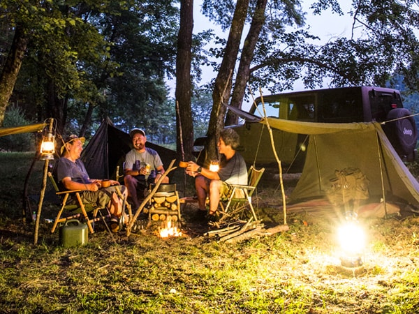 ブッシュクラフトって結局なに？文明ゼロでも生きられる“神スキル”が魅力的すぎる！
