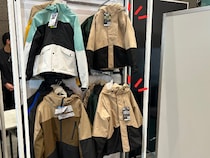 薄いのに極暖!?親子リンクコーデで無双できる「XShelter断熱α」が画期的すぎる！