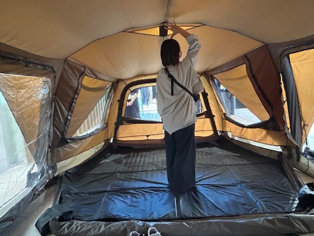 簡単設営15分!スノーピーク初のエアフレームシェルターが優秀すぎる