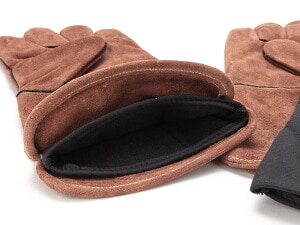 スノーピークの「ファイヤーサイドグローブ」が焚き火の相棒に優秀すぎる！