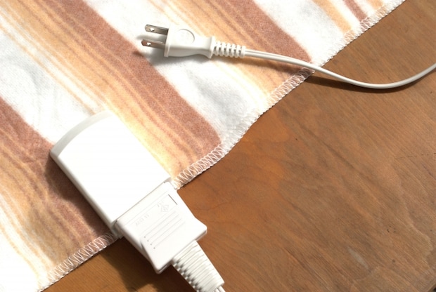 意外と知らない電気毛布の正しい使い方。冬キャンで何度も起きてしまう私が後悔したこと