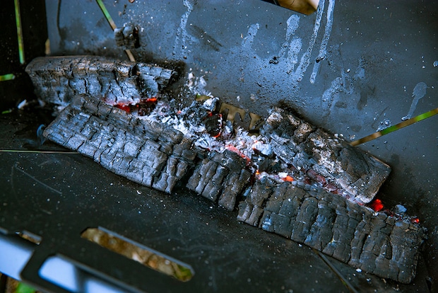 冬キャン、これやらないと損する。大人がハマる焚き火・星空・冬ごはんの“大正解”とは