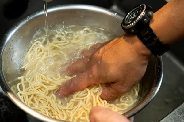 冬キャン、これやらないと損する。大人がハマる焚き火・星空・冬ごはんの“大正解”とは