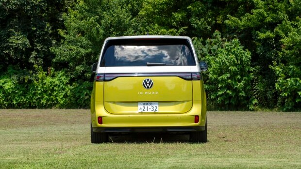 ワーゲンバスの現代版!? フォルクス・ワーゲンから圧倒的注目のID.Buzzが登場【試乗・詳細レポート】