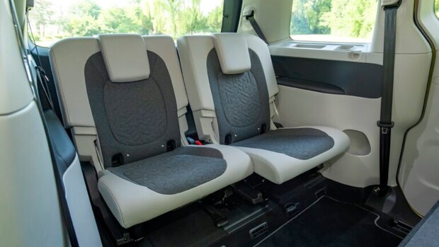 ワーゲンバスの現代版!? フォルクス・ワーゲンから圧倒的注目のID.Buzzが登場【試乗・詳細レポート】