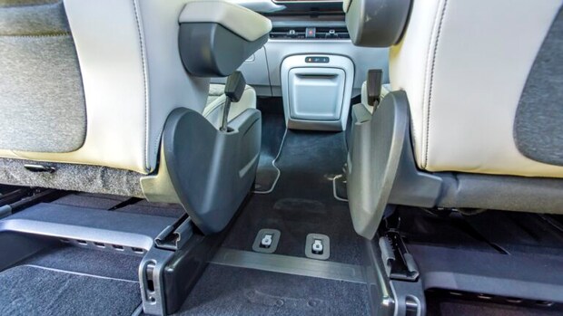 ワーゲンバスの現代版!? フォルクス・ワーゲンから圧倒的注目のID.Buzzが登場【試乗・詳細レポート】