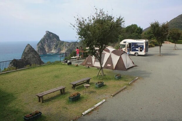 初心者におすすめ!キャンピングカーが利用できるキャンプ場16選【静岡県】