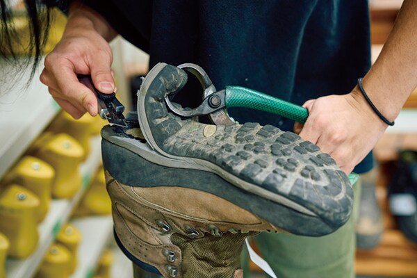 車中保管が原因かも?ブーツのソール剥がれを防ぐテクニックをモンベルに聞いてみた