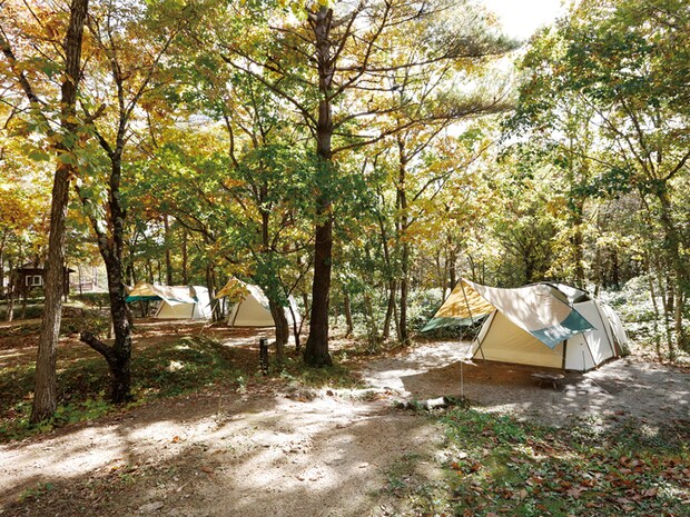 天然温泉や紅葉狩りが楽しめる！秋に絶対に行きたいキャンプ場まとめ