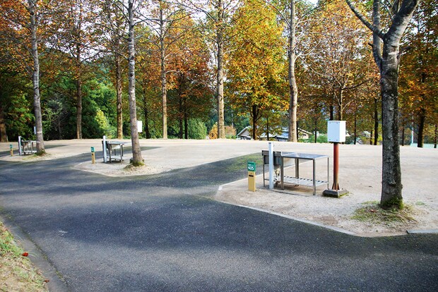 天然温泉や紅葉狩りが楽しめる！秋に絶対に行きたいキャンプ場まとめ