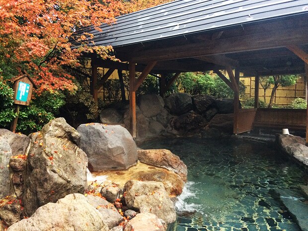 天然温泉や紅葉狩りが楽しめる！秋に絶対に行きたいキャンプ場まとめ