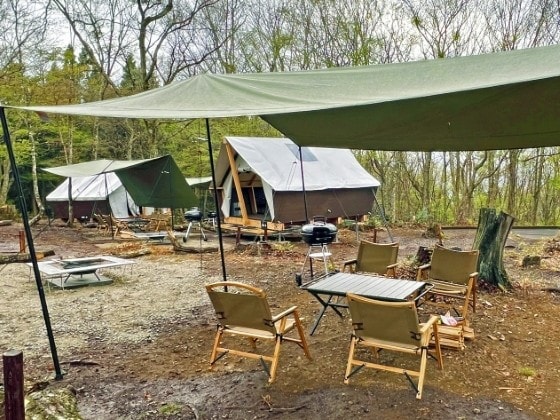 ロースタイルキャンプって何がいい？メリット・デメリットと必要ギアを解説