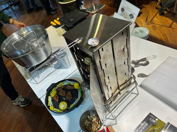 「キャンプ飯が慌ただしい問題」、SOTOの新製品が一発で解決してきた!