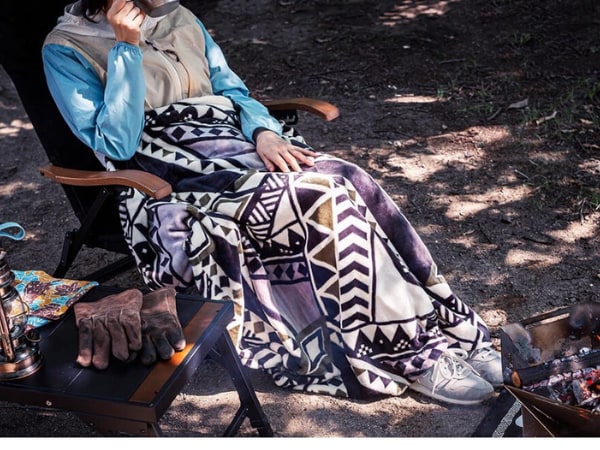 family camp blanket.ic