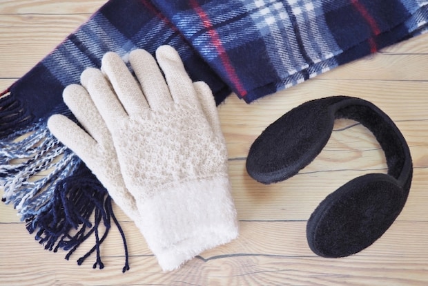 手足が冷たくて無理…を解決。寒がり女子の冬キャンプ防寒術