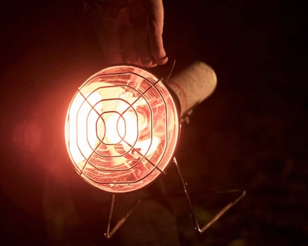 イワタニが正解？冬のファミキャンを救う持ち運べるヒーターが神すぎた