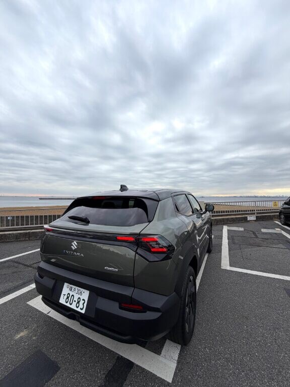 【試乗レビュー②実践編】スズキ eビターラはどのグレードを選べばいい？驚きの価格と走りを深堀り