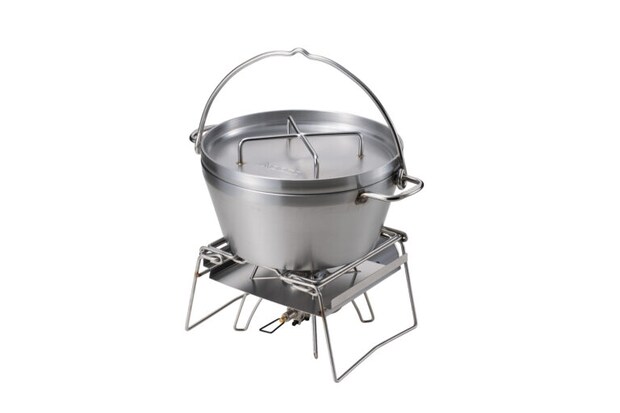 SOTO「カコムシリーズ」登場｜仲間と囲むキャンプ飯を変える新作ギアとは