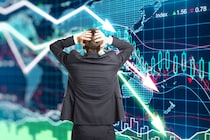 高市バブル終了へ… 名物投資家が警鐘「予兆表れている」株価暴落、円高転換が日本を襲う…物価高、住宅ローン、医療費、教育費、どれも限界