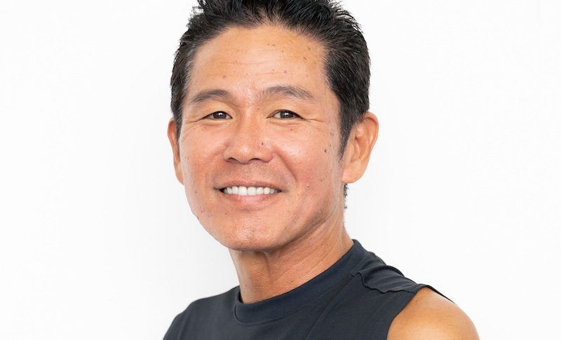 「戦争体験者が少なくなってきているので」“復帰っ子”のガレッジセール川ちゃんが単身赴任で沖縄に帰った理由…エコノミークラス症候群で変わった人生観