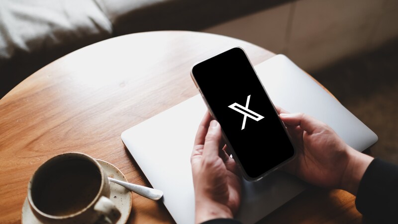 アルゴリズムがもたらす「自分と同じ意見の人がたくさんいる」という錯覚…民主主義を脅かしかねないエコーチェンバーとフィルターバブル