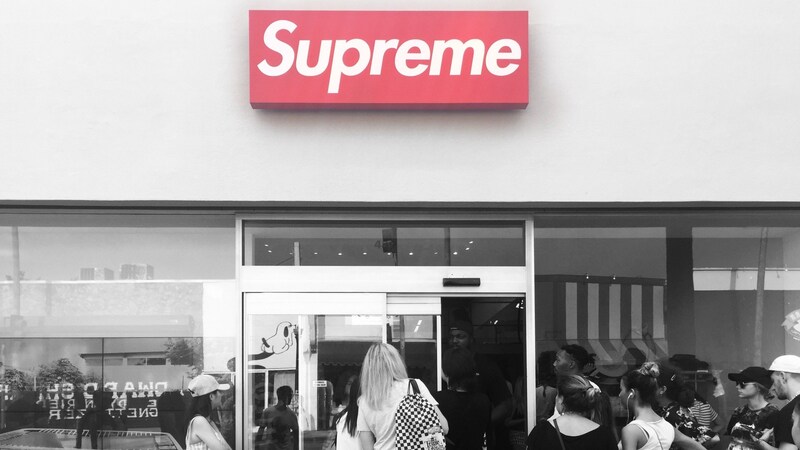 【Supreme本社で働く日本人】残業・休日出勤なし、繁忙期は人員を増やして業務を減らす…ファッション業界の中でも最高にホワイトな職場環境