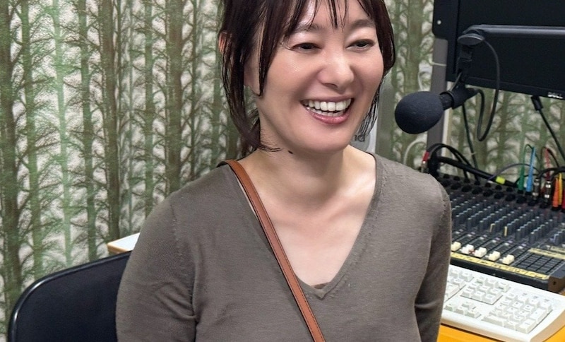 「胸が気になりニュースが入ってこない」との抗議も…元NHK竹中知華アナ(43)の“隠していた”過去と胸を張る今