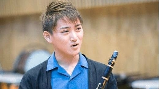 「欲に負けた」“爽やかイケメン吹奏楽部顧問”が女子トイレにカメラを…変態クラリネット吹きの素顔〈年末年始も盗撮逮捕者が続出〉