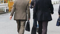 「退職金1000万円は数年でなくなった」外資系MRを57歳で早期退職するもスーパーで品出しの今…61歳男性が語る退職後の“シビアな現実”