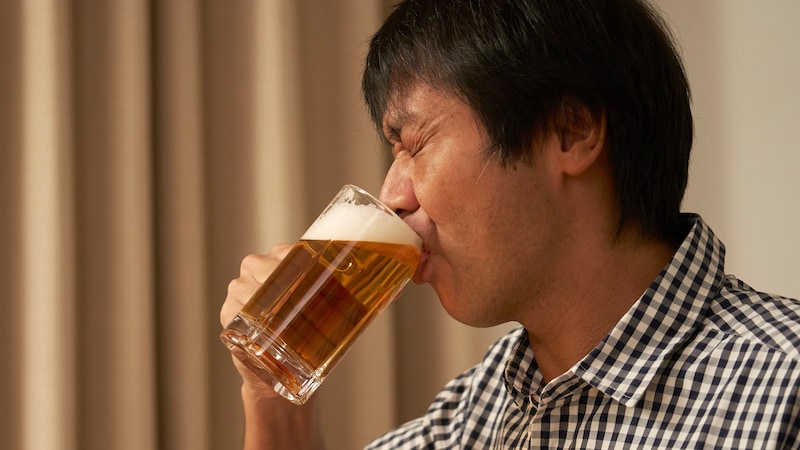 飲酒で食道がんリスクが73倍に!? ハーバード×スタンフォードの医師が警告する「がんとお酒」の真実の関係