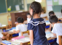 不登校が増え続ける理由は本人のやる気のなさ？それとも授業のつまらなさ？　子どもの本音と学校側の認識がずれている日本の教育現場
