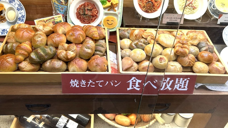 「鎌倉パスタ、食べ放題のパンが来ない」で大炎上… 本部の回答は？ 『パスタ騒動』SNSで企業をさらすのは正義か、いじめか【2026年4月バズり記事5位】