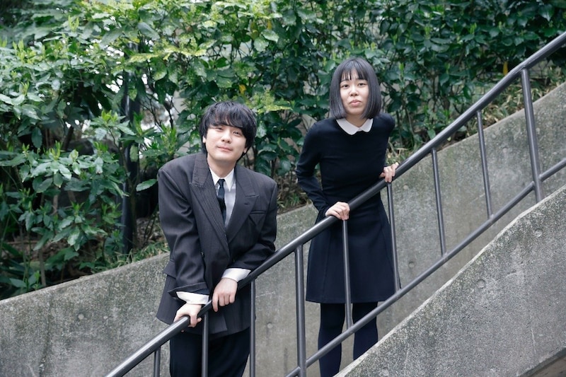 岸田戯曲賞W受賞の蓮見翔×大石恵美、演劇と「笑い」のルーツを語る　見えてきた未来への課題