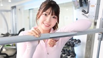 「お尻は頑張って鍛えてます！」フォロワー15万人“新・ビーチの妖精”が激変…「理想の体形はガリガリではなく…」