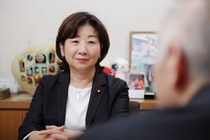 「中国に対して突っ張ったり…それは愛国とは違います。保守はそんなことしなくてもいい」野田聖子議員が証言、自民党で幼稚な保守思想が蔓延り出したのは2000年代の野党時代で