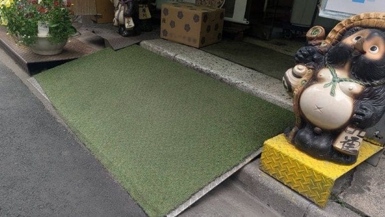 「ベビーカーのためでもダメ?」区長に反論した町中華が大炎上…無言電話10件超、店主“悪者扱い”の裏で何が起きたのか(秋葉原)【2026 集英社オンライン上半期 社会問題記事 2位】