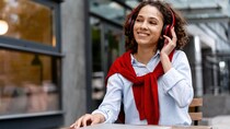 「読む時間がない」なら「聴くコンテンツ」に変換すればいい…無料で使える「音声・動画変換」AIアプリが神すぎる