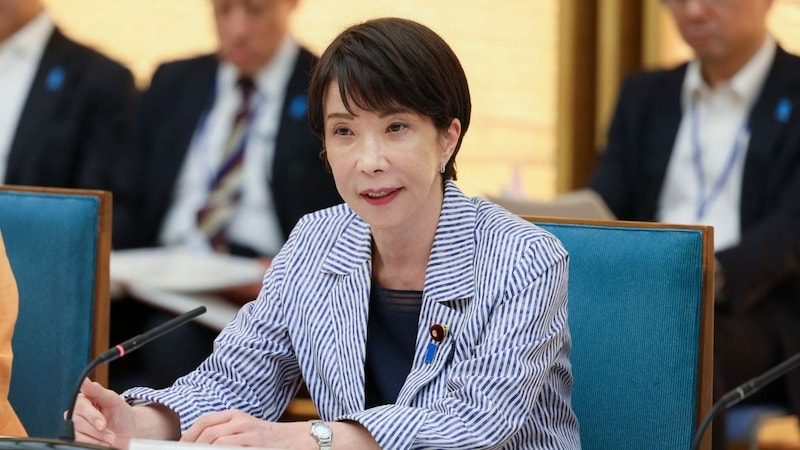 〈高市ショックで支持率&株価が急落〉市場が警戒する「積極財政」の危うい正体と国債市場で起きている異変