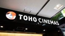「え、ダメなの!?」映画館にスタバを持ち込もうとしたら注意された…“ほぼ一体化”店舗で続出する「勘違いトラップ」に共感殺到、運営会社の見解は？【2026 集英社オンライン上半期　SNSを分断した“マナー論争” 2位】
